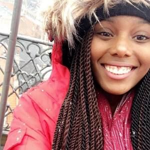 Meet your Posher, Zana